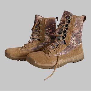 Men's Nike Hiking/Hunting Boots